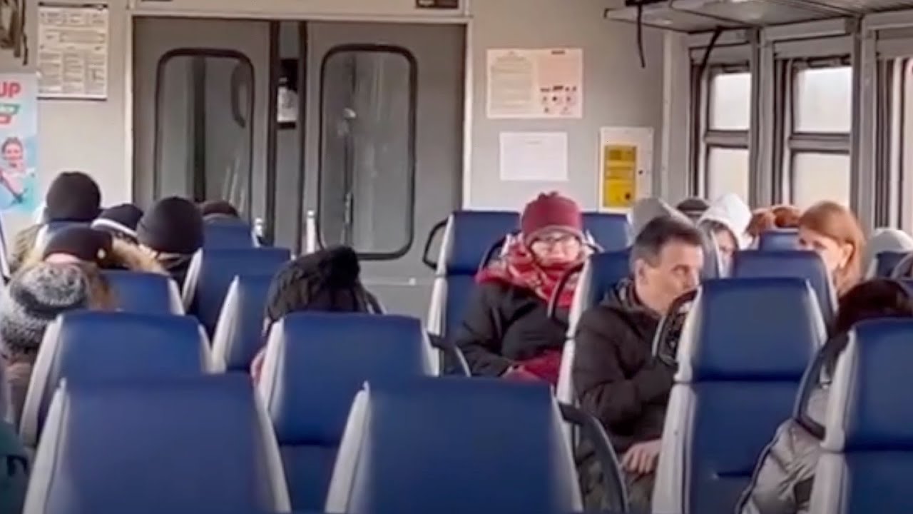 CGTN exclusive on the train from Poland to Ukraine