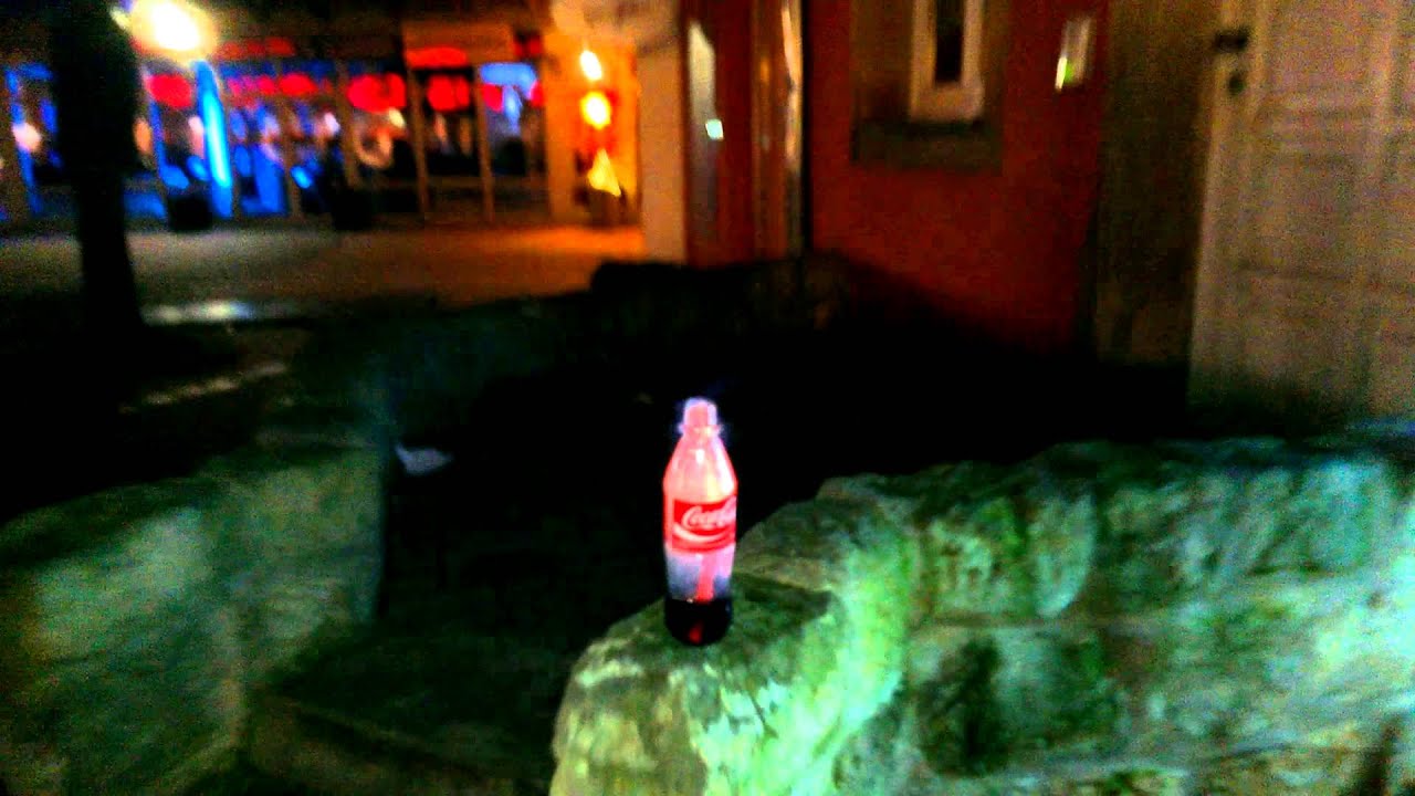 China B&ouml;ller VS Cola Flasche