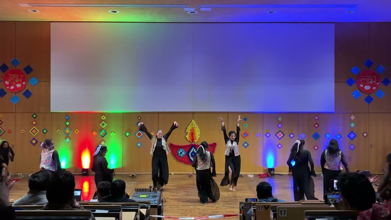 12. Bolly Kuthu Team Performance | Multicultural Dance Medley | Diwali – Das Lichterfest 2025