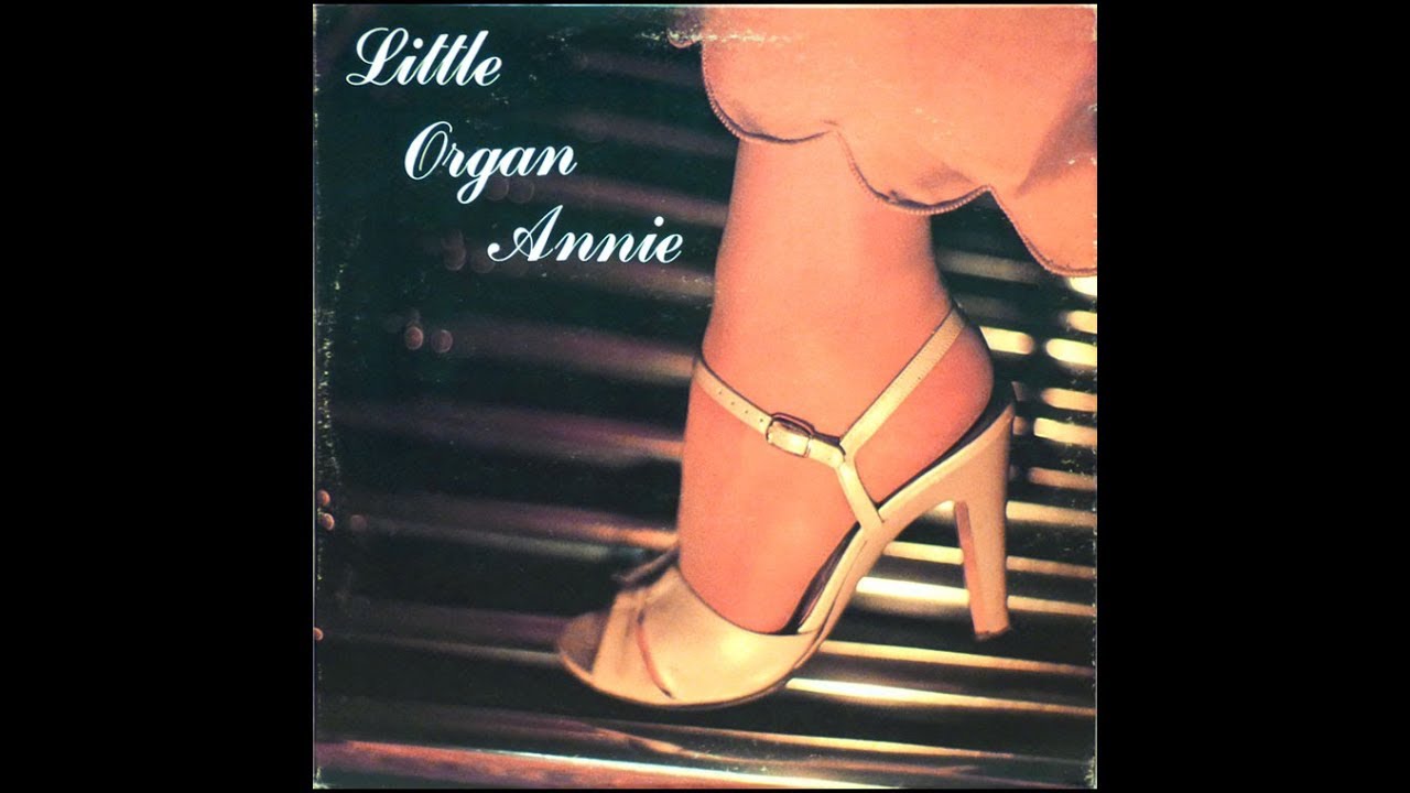 Annie Johnson - Flight '76 [1970s Organ Lounge]