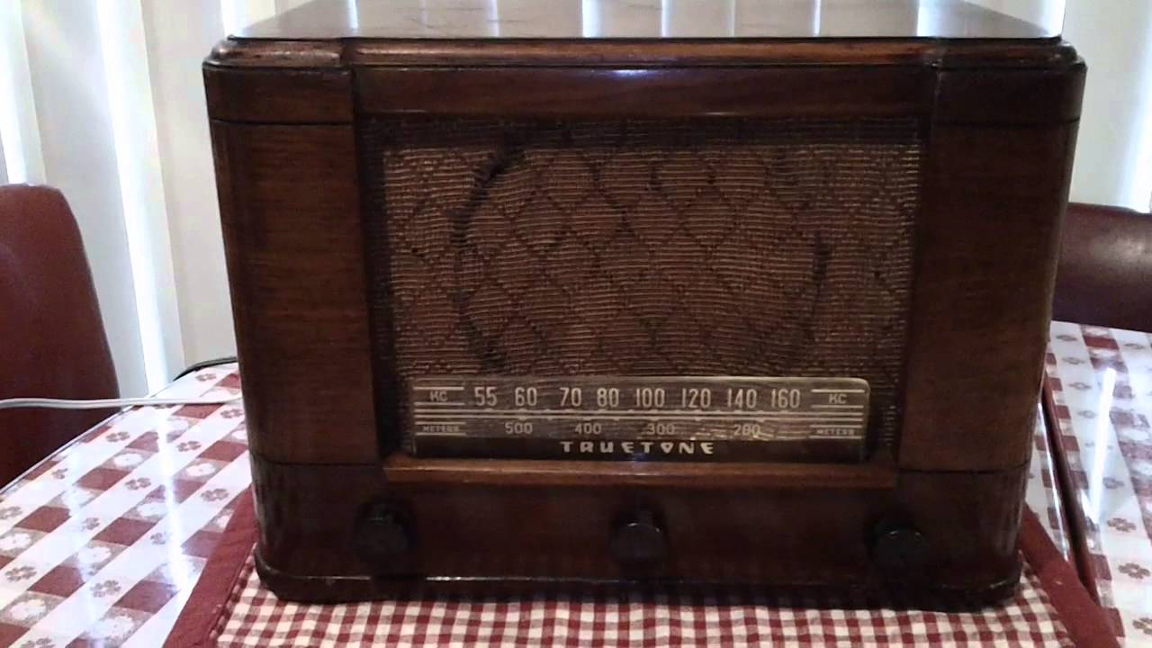 Truetone D2634, A vintage Tube Radio from 1941