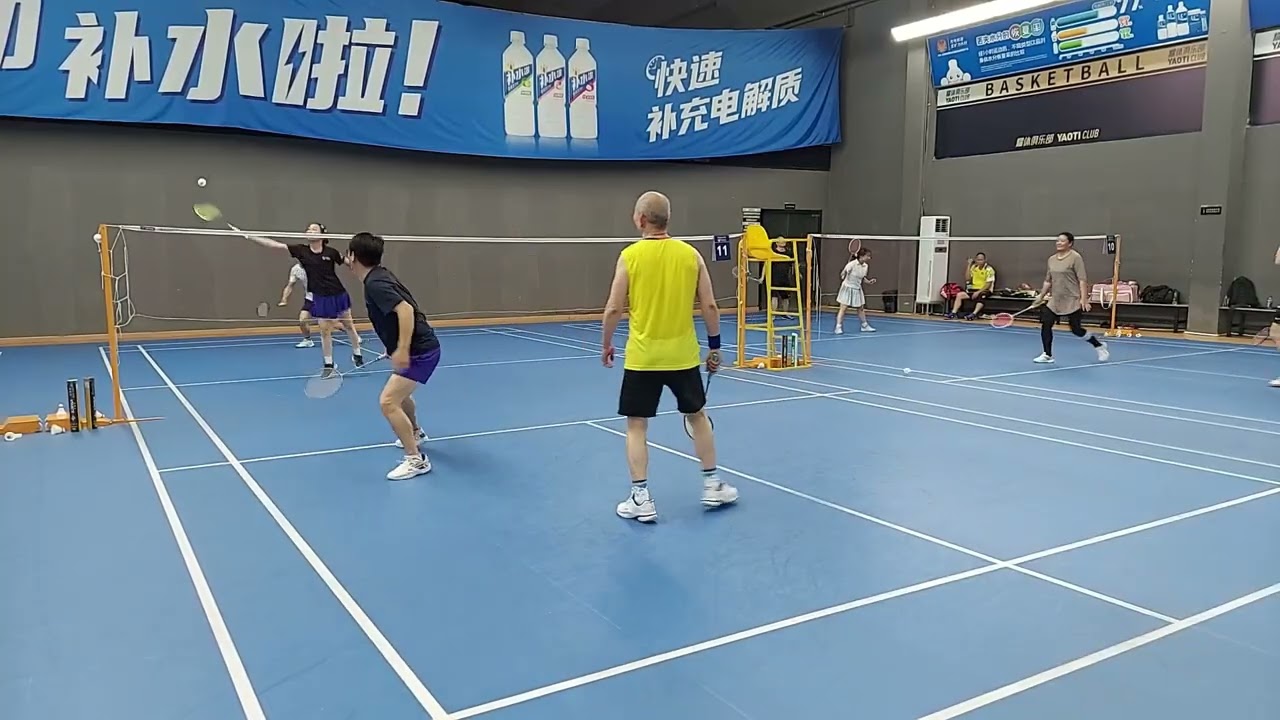 Badminton game, Zhongshan, China 3 15 26 8