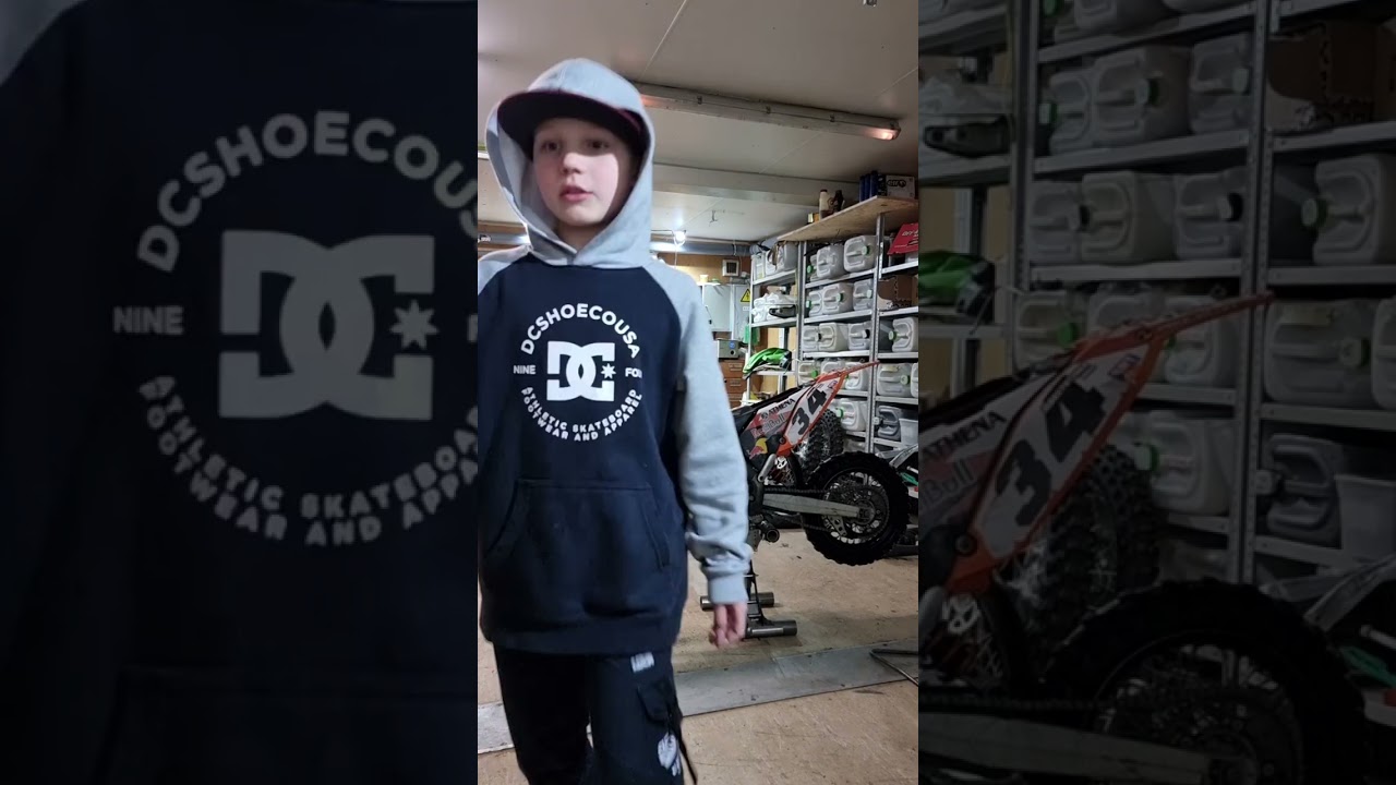 Установка нового пластика UFO PLAST и оклейка графики на KTM 65SX. Soundtrack Anacondaz - Мотоципл