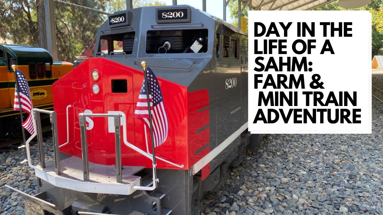 Day in the Life of a SAHM - A trip to our local farm & riding the mini train 🚂 !