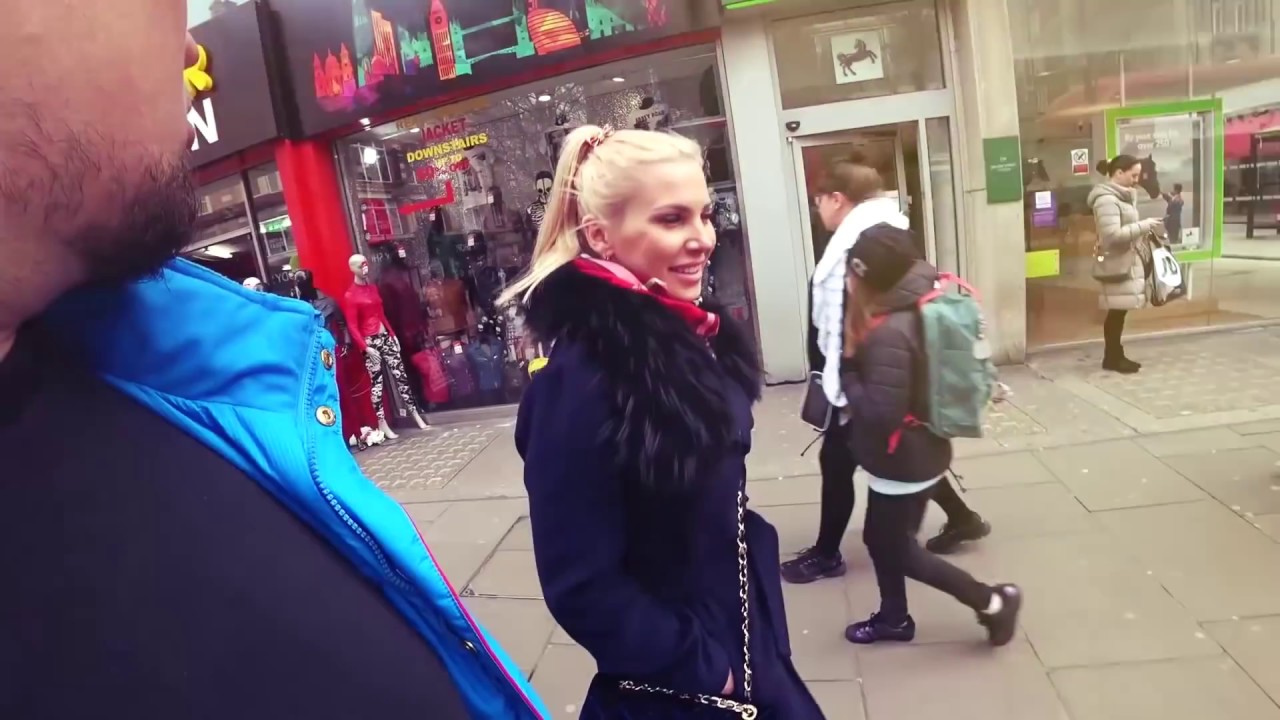 Оделись в Лондоне на 500 000 рублей
