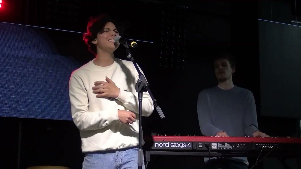 Owen Bryce Over de liefde
