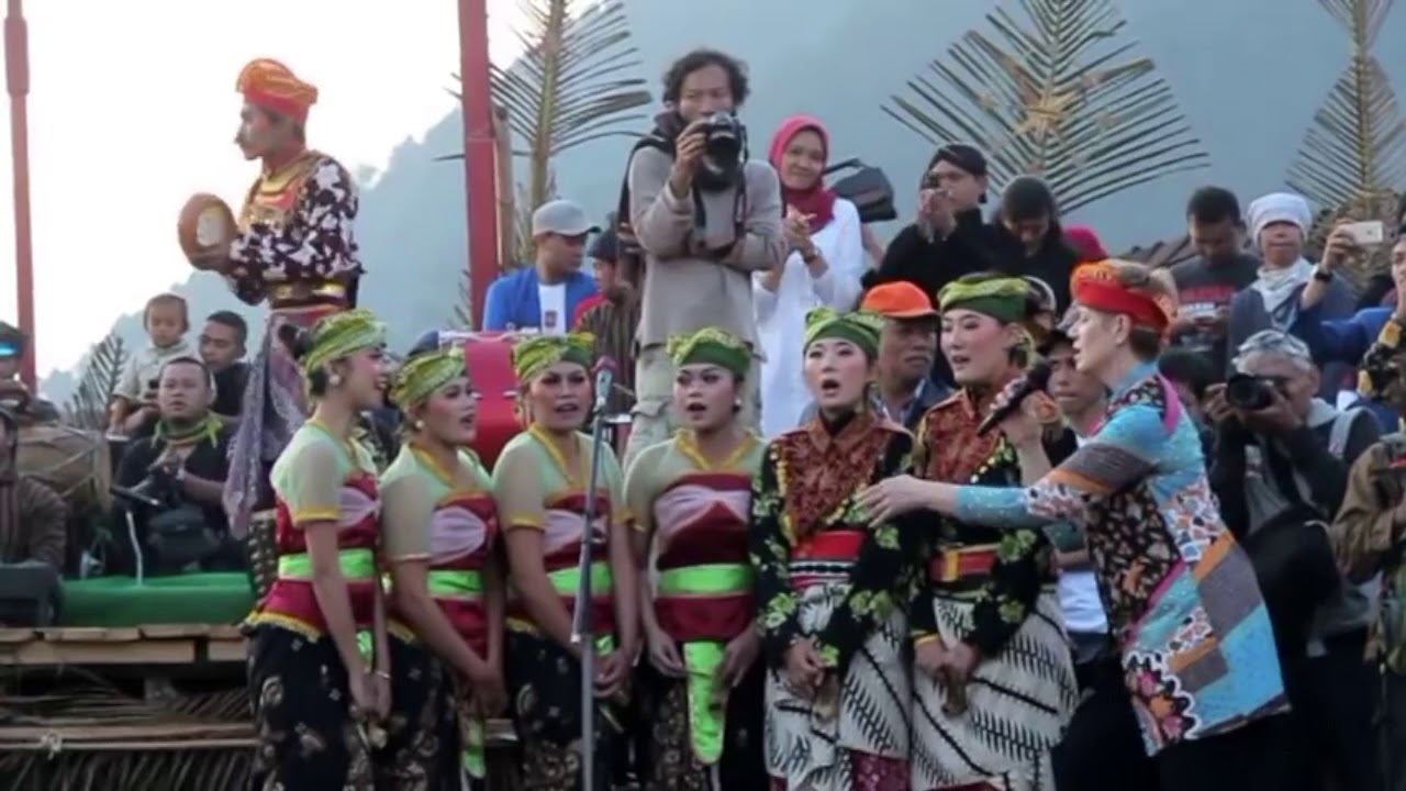 Tanto Mendut Festival Lima Gunung