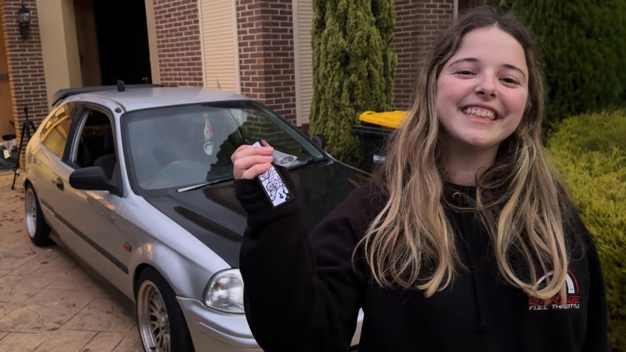 FIXING My Girlfriends STOLEN ek Civic!