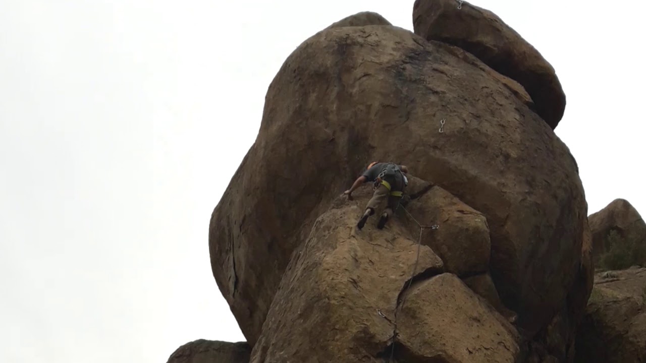 El sapo en Piedra Rajada