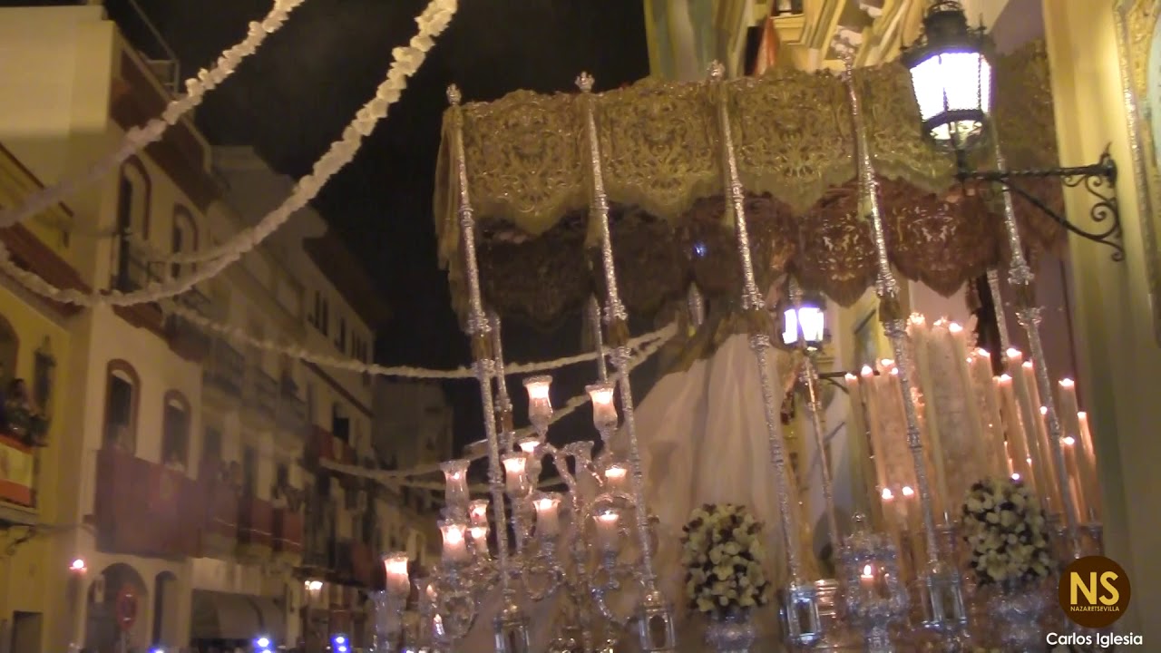 Virgen de la Salud Coronada en la capilla de los Marineros. Sevilla, octubre 2017