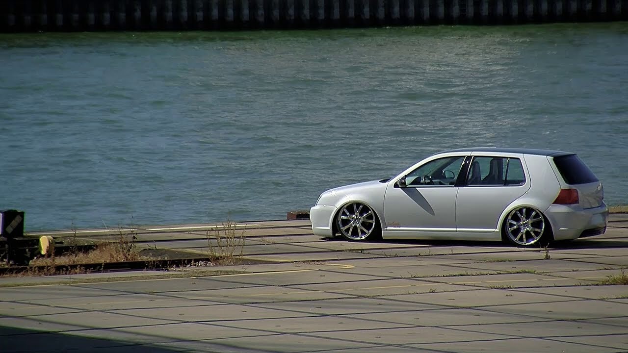 Bagged VW Golf Mk4 V6 