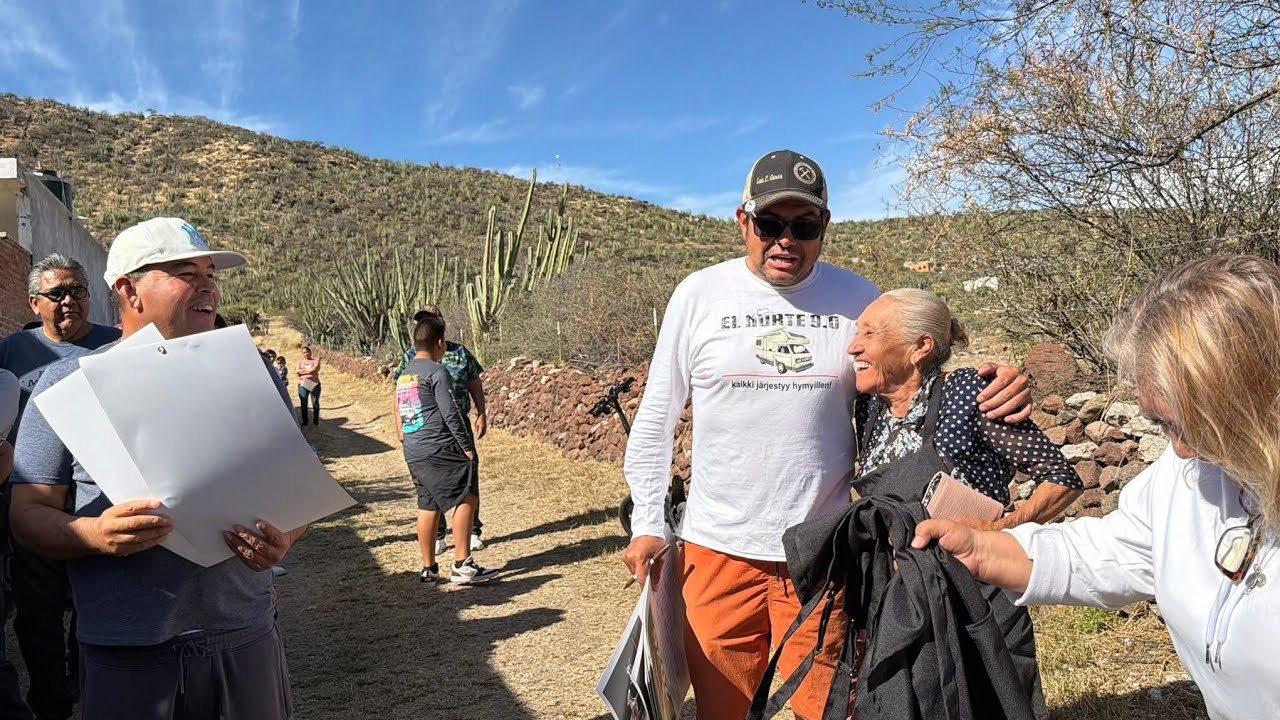 🚨🎨 ¡RADIOMOJARRA LLEGANDO AL MURAL DEL MIGRANTE! Momento histórico 😱🇲🇽 #RadioMojarra 