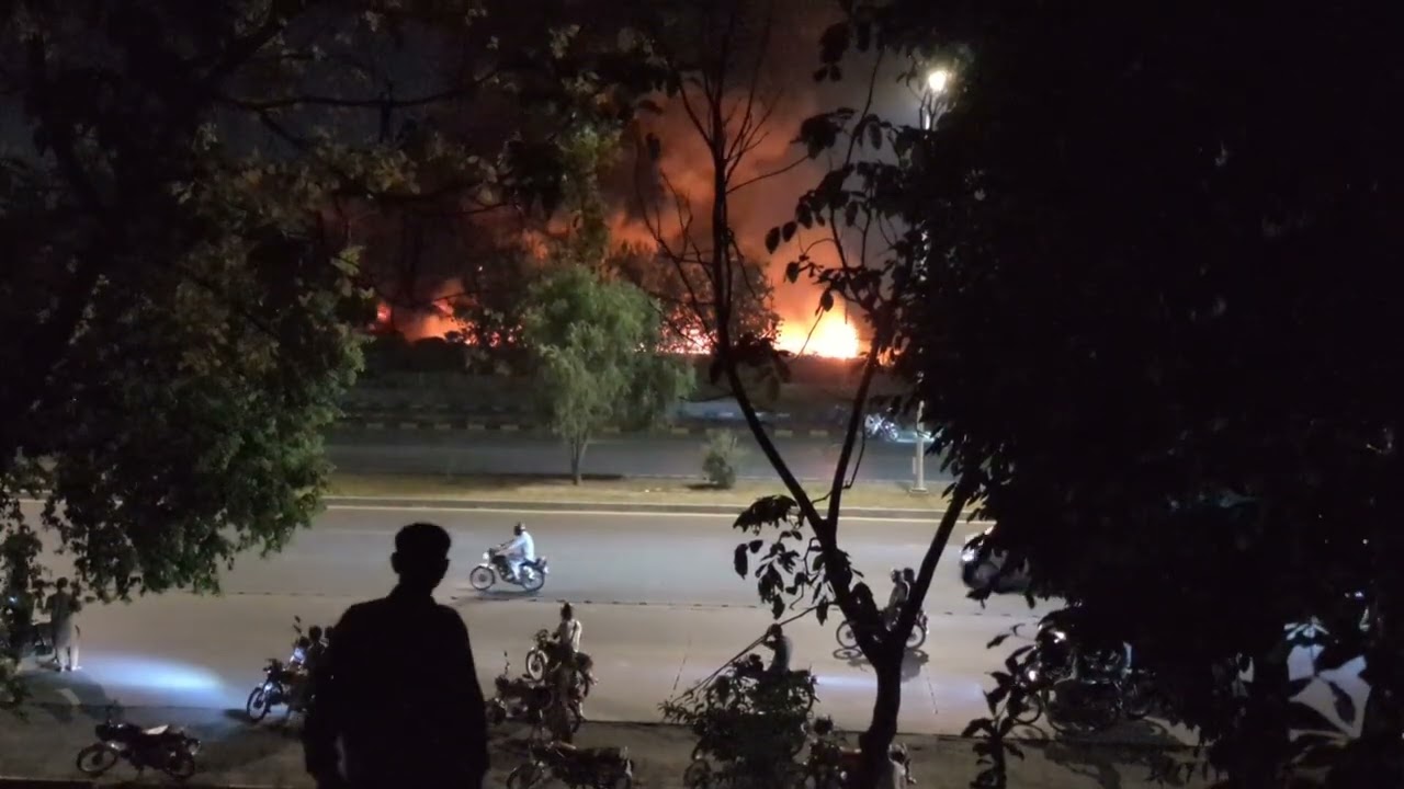 Massive Fire Erupts at H-9 Itwar Bazaar 😢☹️💔 | 23rd June 2026