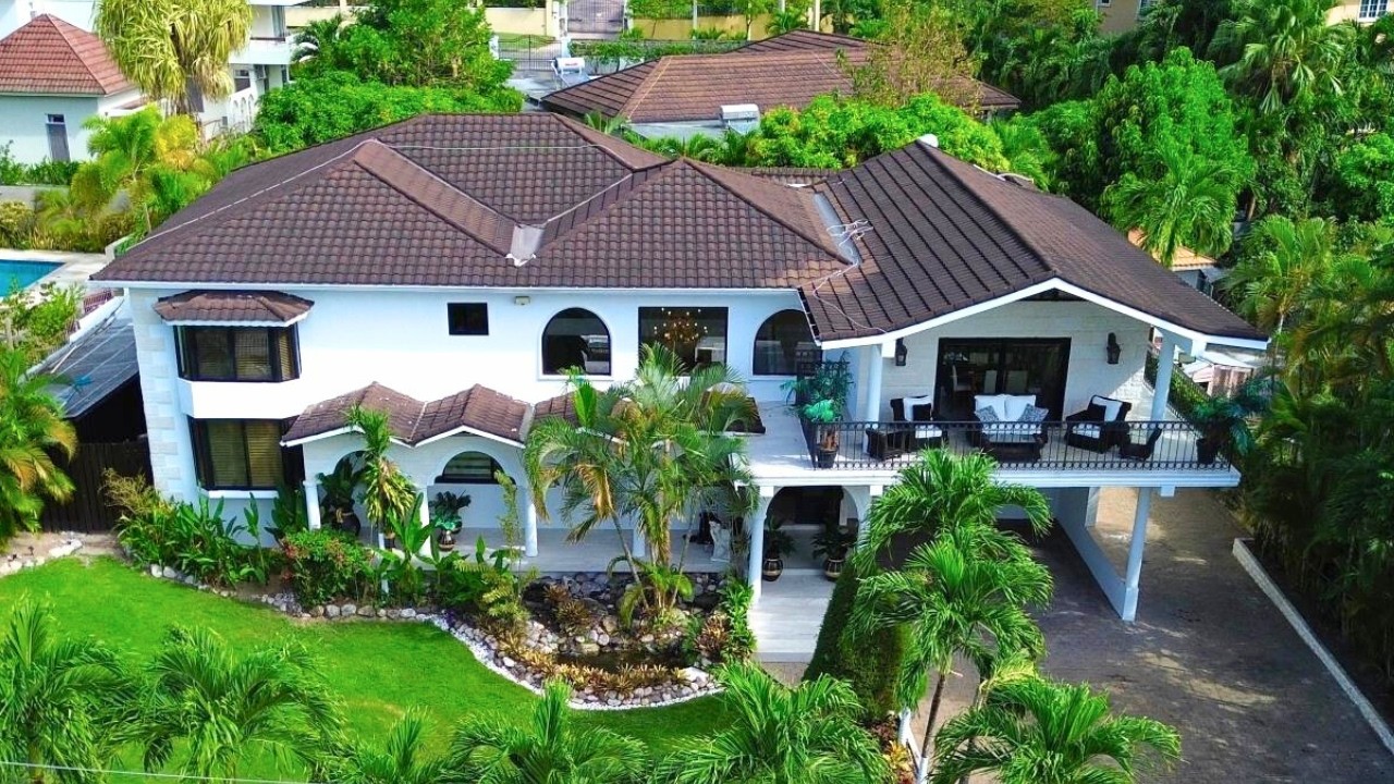 Prestigious Home | 5 Bedroom 7 Bathroom | Cherry Gardens, Kingston & St Andrew, Jamaica
