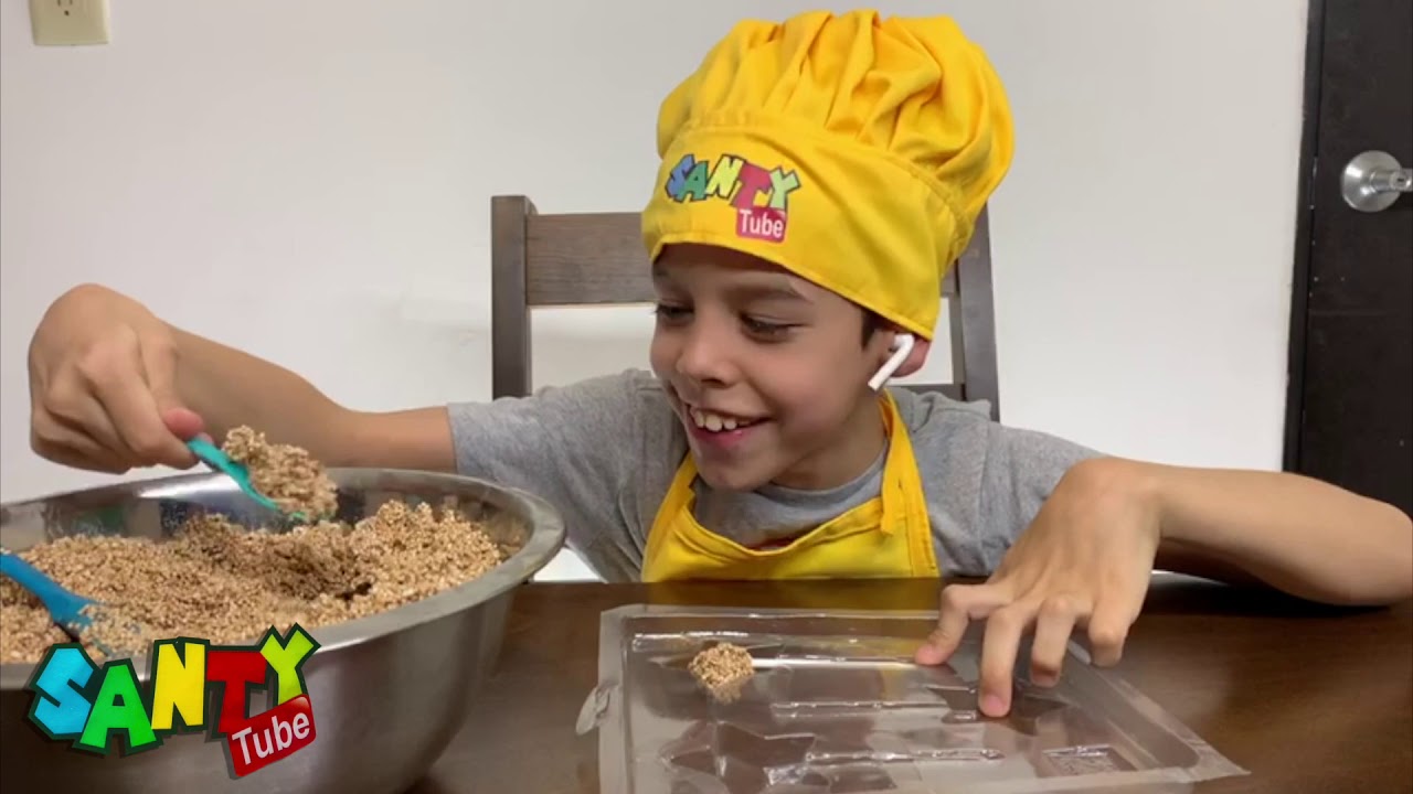 PREPARANDO UNAS RICAS PALETAS DE CHOCOLATE Y AMARANTO - SANTYTUBE