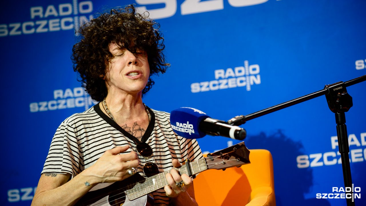 LP in Radio Szczecin [Interview and live session] - English version