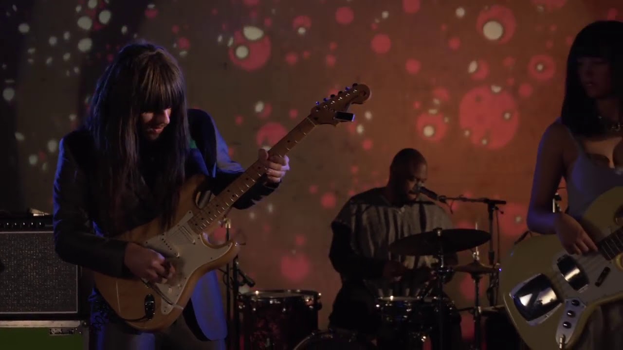 Khruangbin  - August Twelve - Pitchfork Live