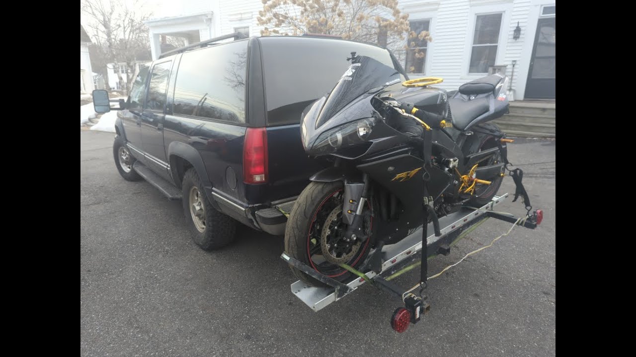 2007 Yamaha R1 - Stator, Regulator/Rectifier, & Battery Replacement