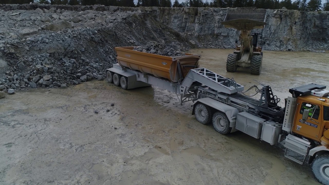95 Ton Loading and Unloading