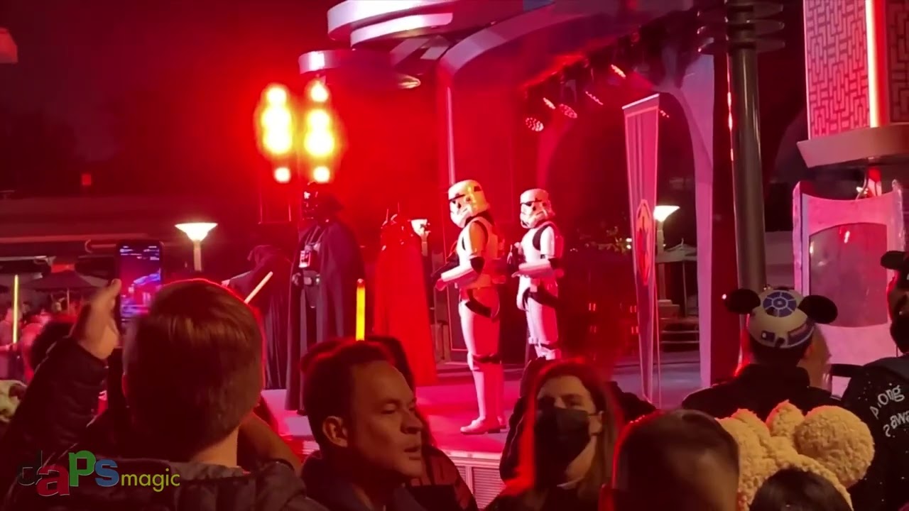 Darth Vader and Emperor Palpatine - Disneyland After Dark: Star Wars Nite