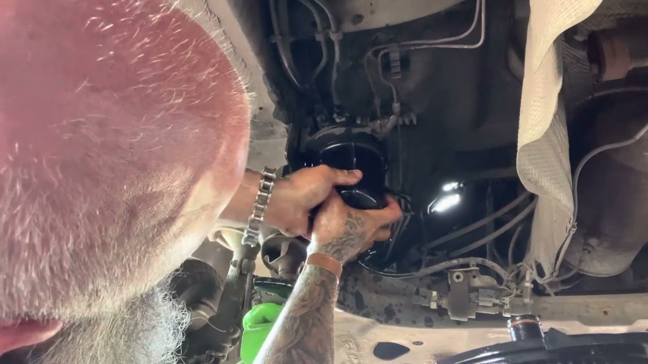 How to change a fuel filter on a transit custom mk/8