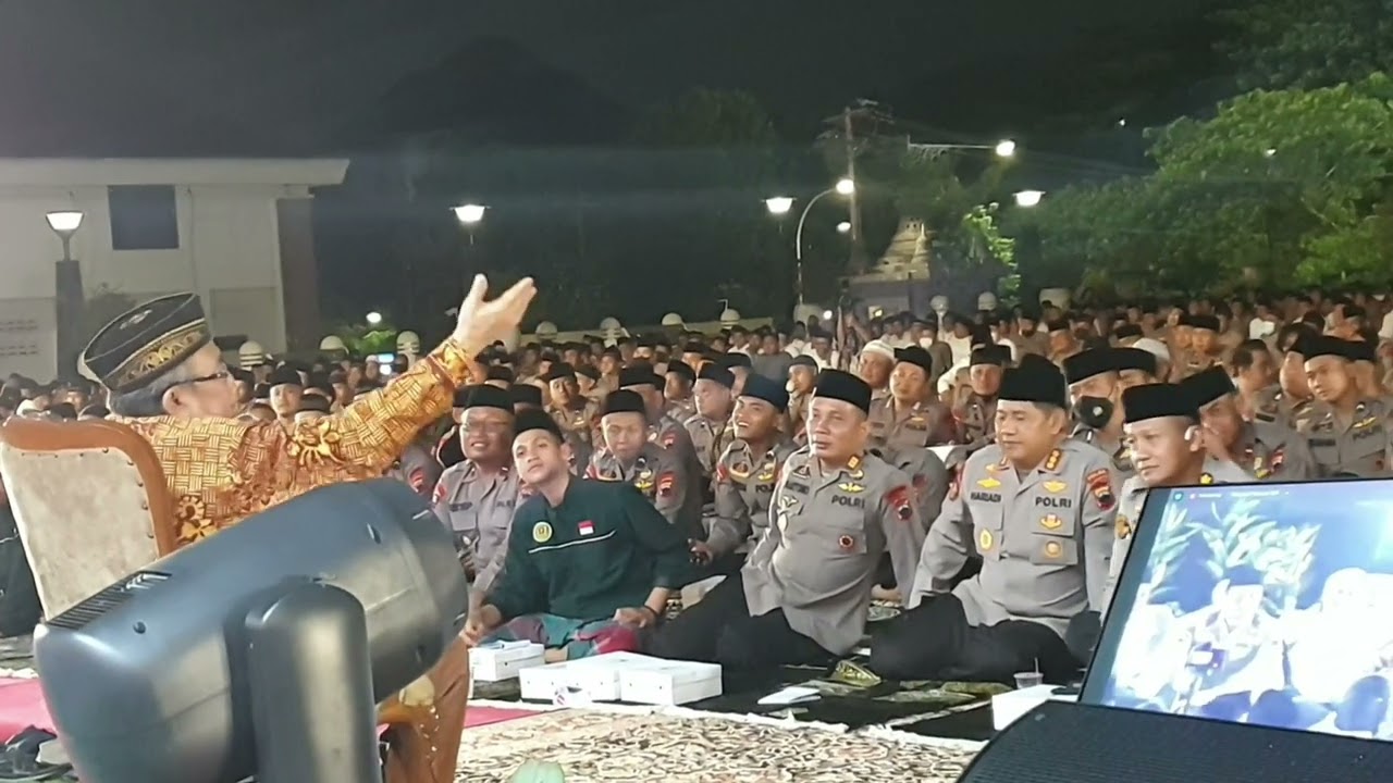Mualaf jadi Kiai Bikin Polisi Se-Jateng Ngakak Habis Pun Para Kiai Haji, Habib, & Tokoh Lintasagama