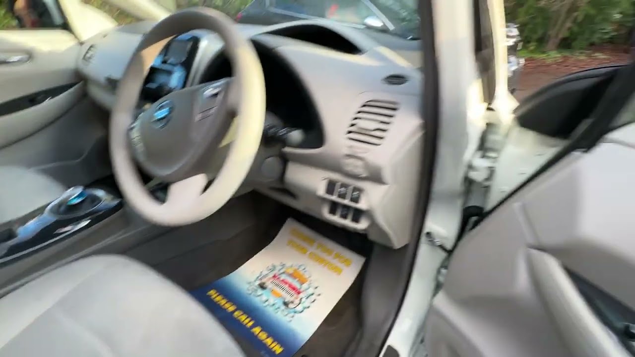 Nissan leaf 2011 OU61ZXM