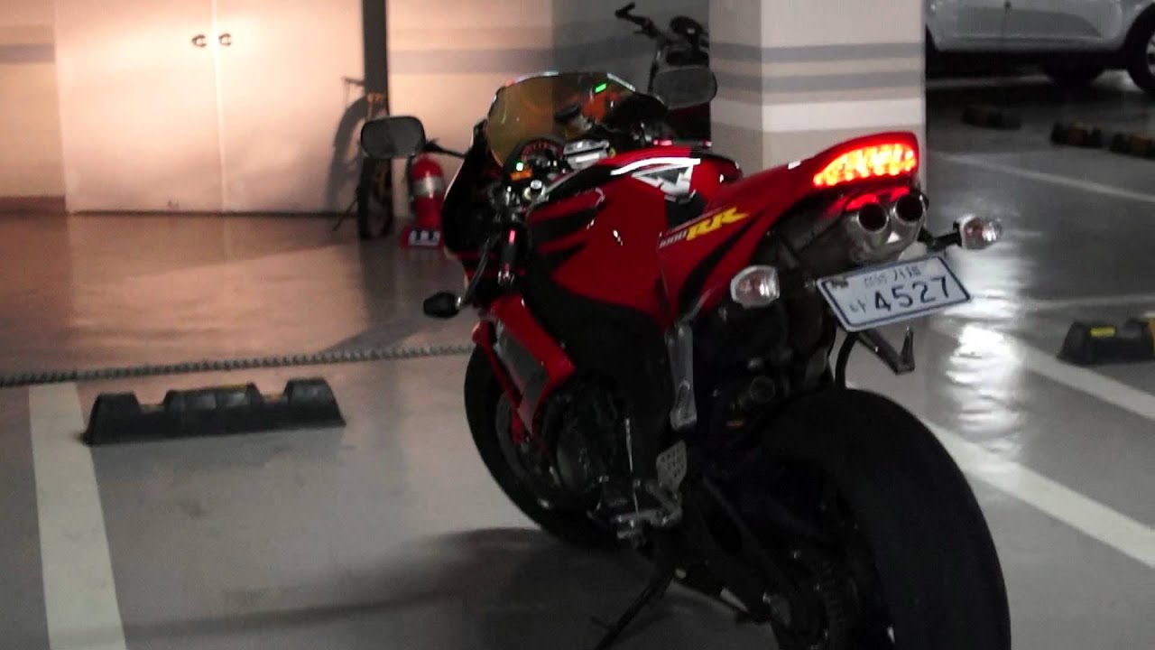 2006 Honda CBR1000RR - Fireblade
