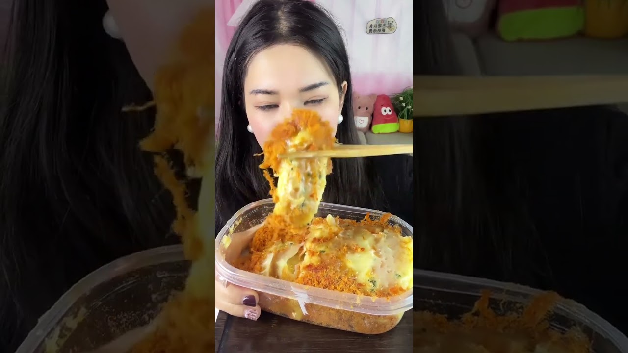 Revamp Your Dessert: Duoduo's Classic Sauce with Meat Floss