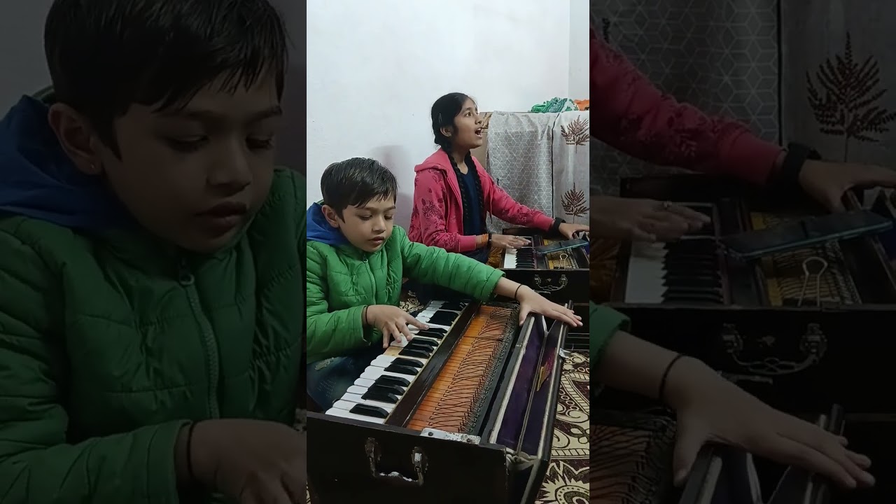 playing harmonium rumit