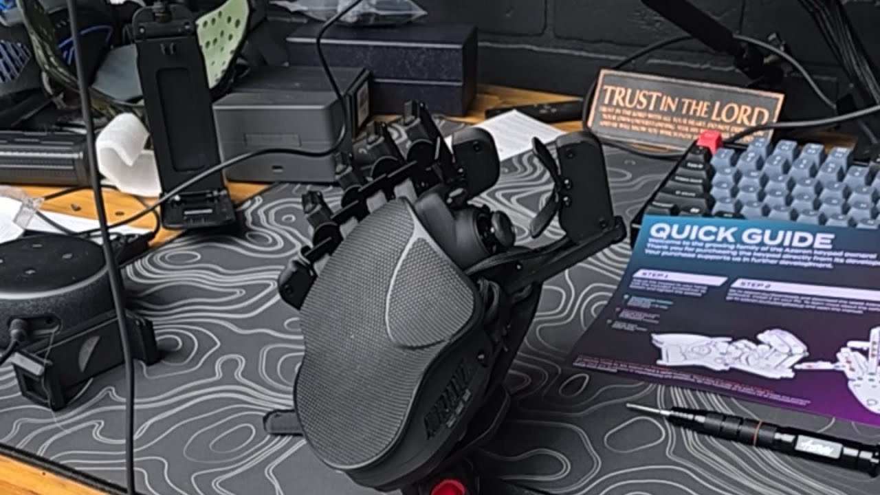 JAWZ is live adjusting the azeron cyborg compact 2