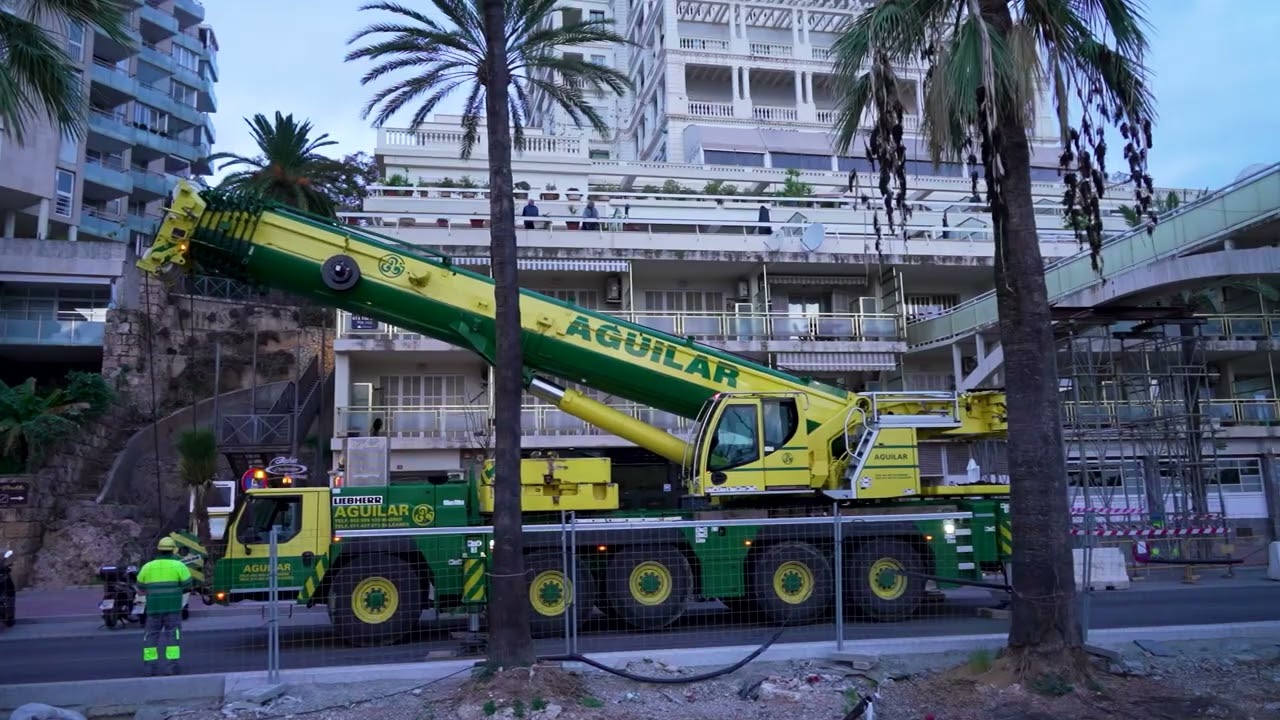 Finaliza la demolición de la pasarela del antiguo Hotel Mediterráneo y el puente de Paraires