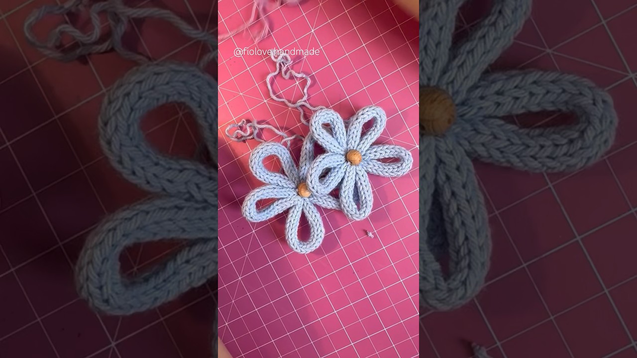 Flores en #icord #tricotin 🌸 #flowers icord tricotin tricot