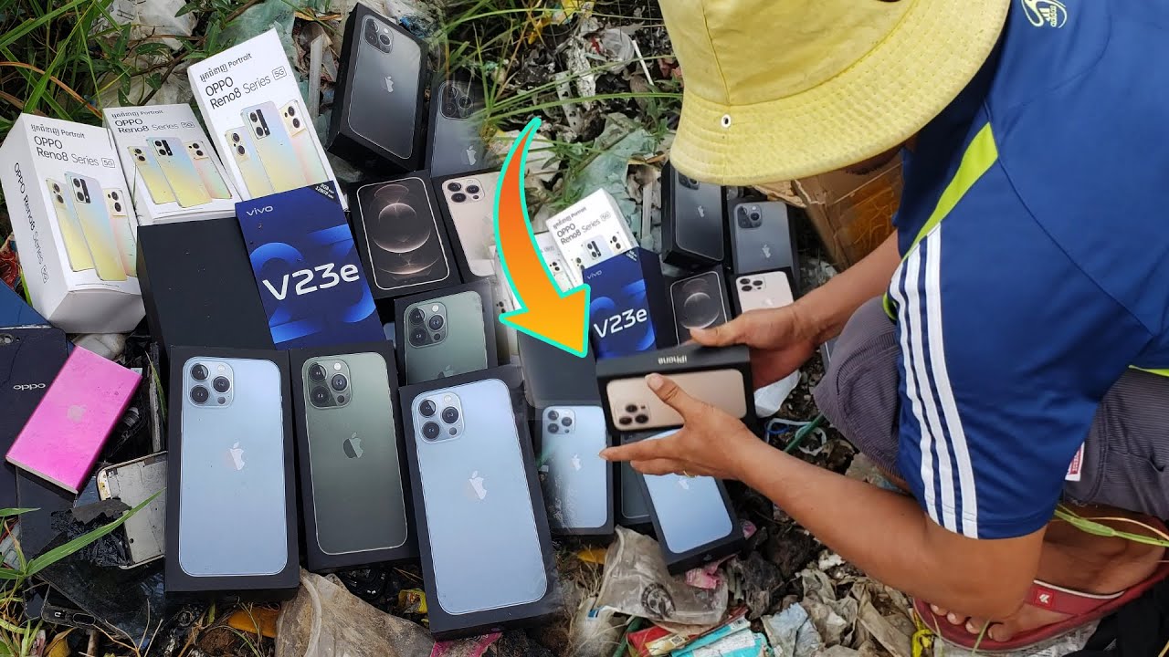 Lucky day!! I Found Iphone Box12 and iphone13 pro max and More from Garbage Dumps, Restore Oppo A5s.
