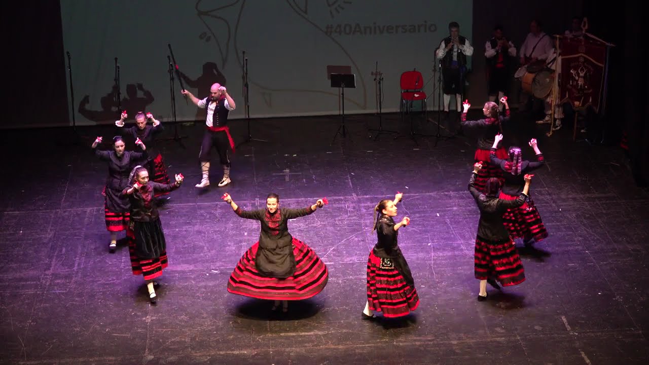 Castilian folk dance: Danza La Cruz