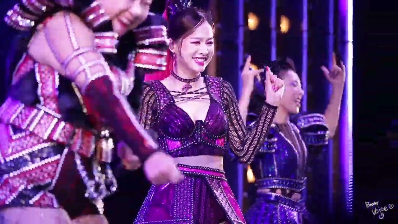 230512 식스 더 뮤지컬 SIX THE MUSICAL - EXID 솔지 저녁공연 커튼콜 영상 직캠