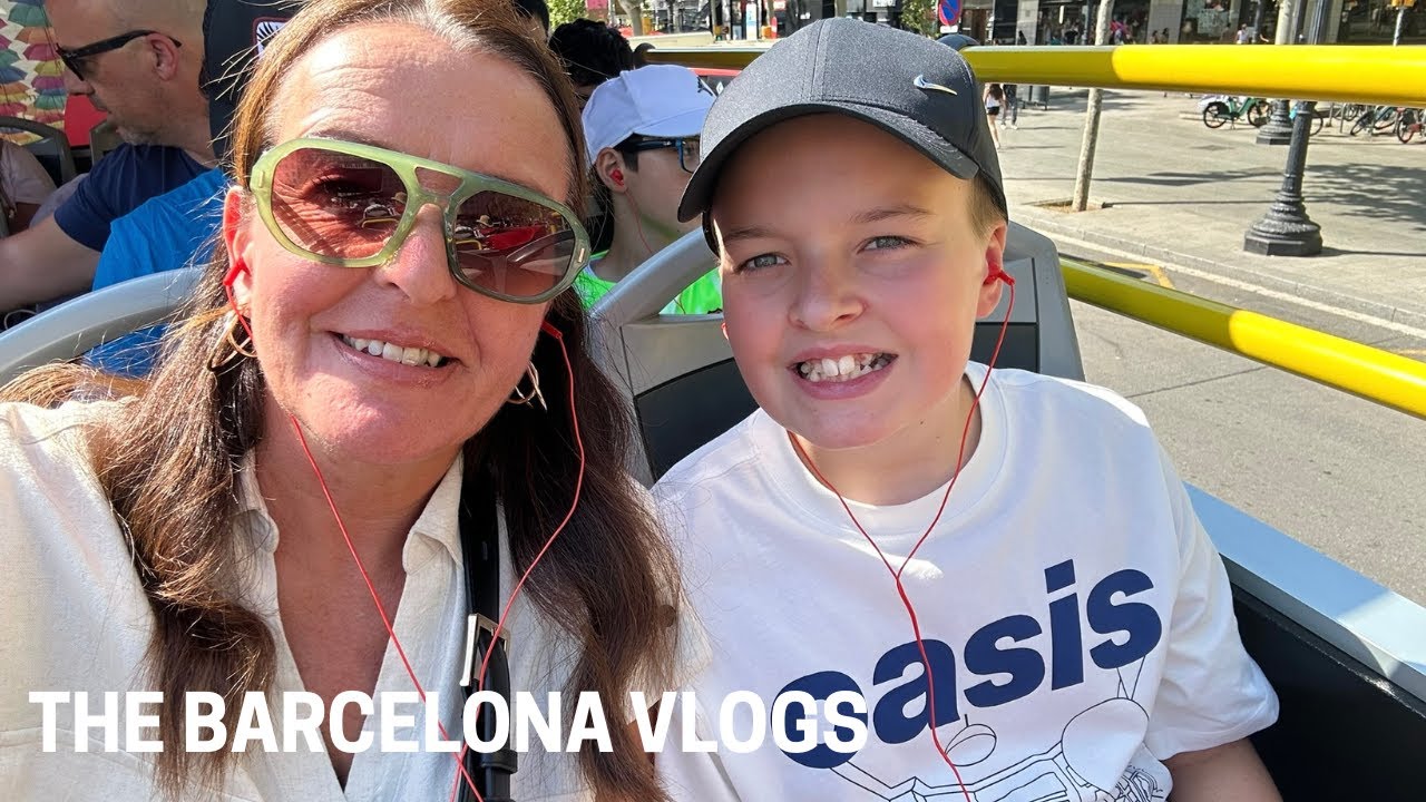 THE BARCELONA VLOGS 2 - CITY BUS TOUR, SHOPPING & TRAVEL