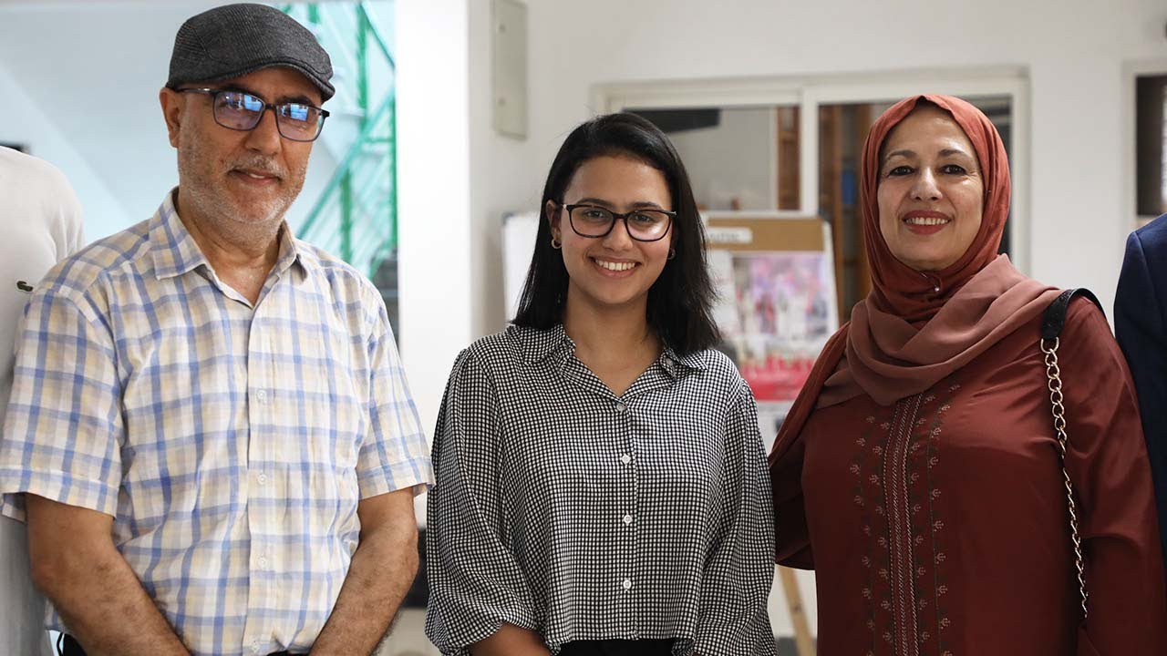 Hiba Kasimi de Kenitra, décroche la deuxième meilleure moyenne nationale du Bac 2023, soit 19,51
