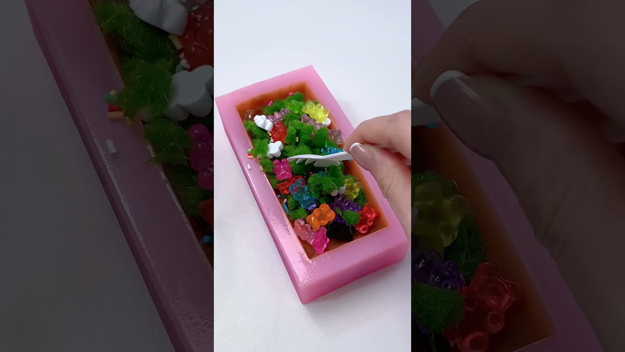 SQUISHY ASMR 🍫🍫 Dubai Chocolate #asmr #satisfying