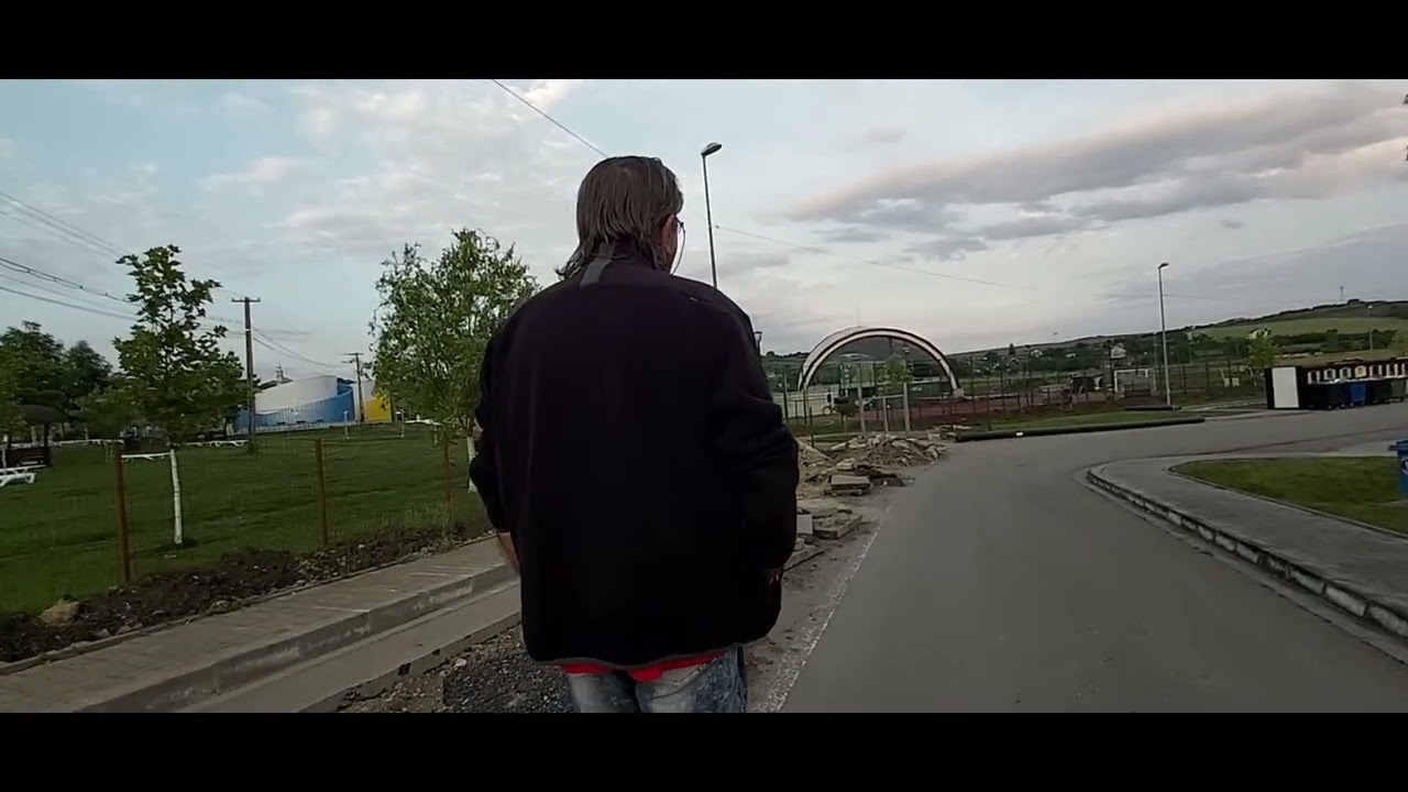 Băile Tășnad. Mișcare în apă termală și explorare stațiune. Județul Satu Mare, România.