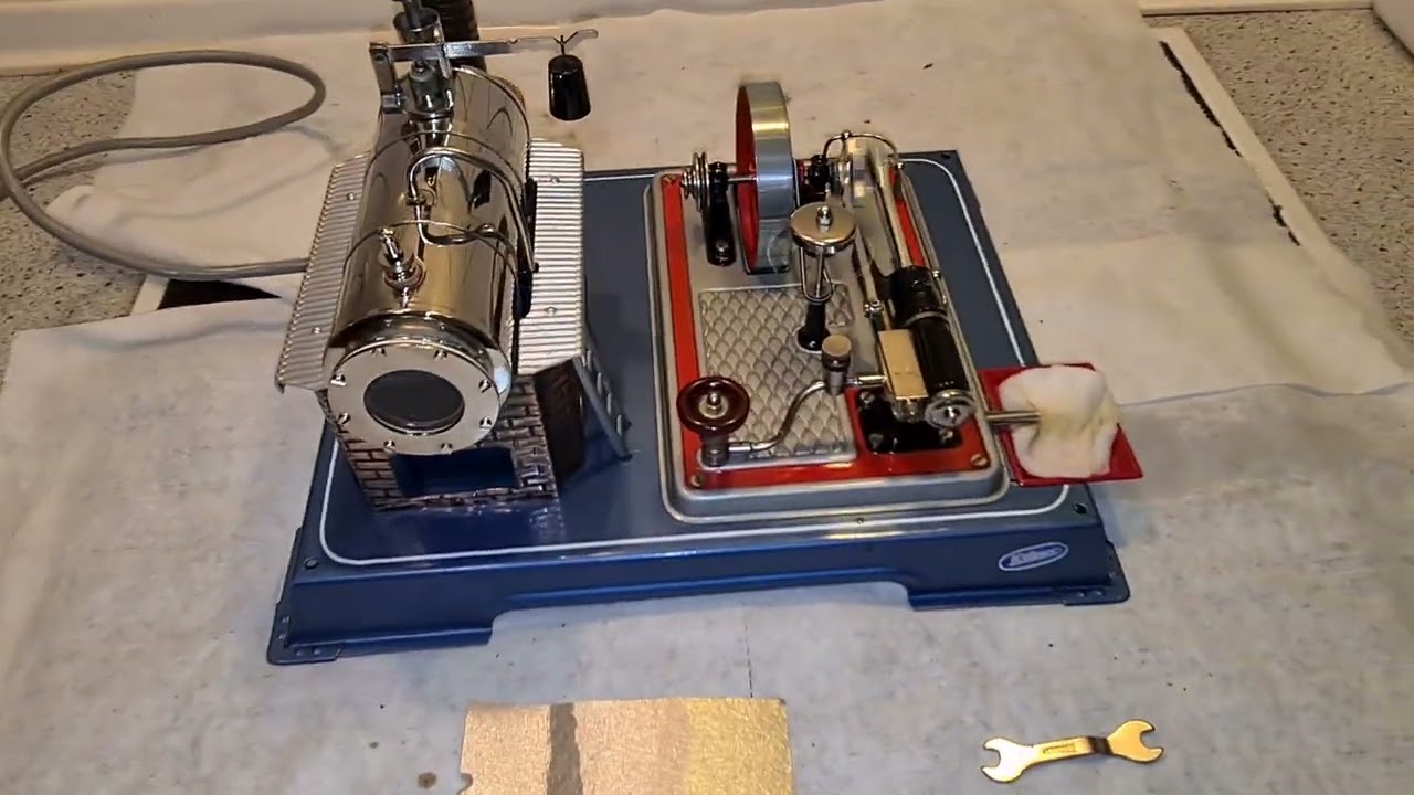 Dampfmaschine Wilesco Modell D16 Elektrisch beheizt super Zustand