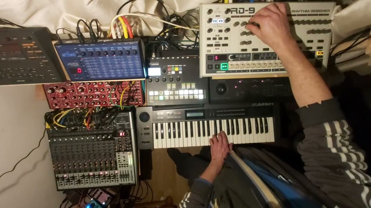 The Frolic - non-meditative dronecore improv