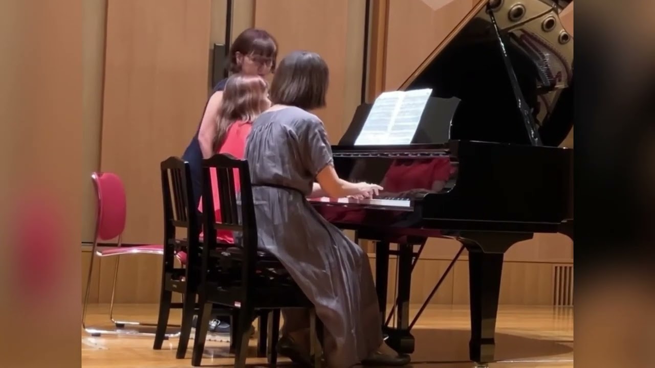 Dovřák スラブ舞曲Op.72-2 連弾