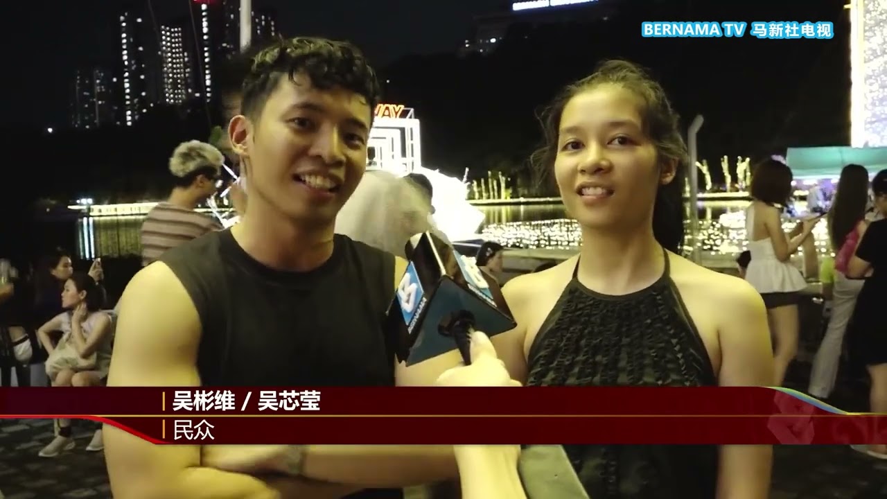 20260304 元宵抛柑盛宴人潮涌动 传统现代魅力交织不息