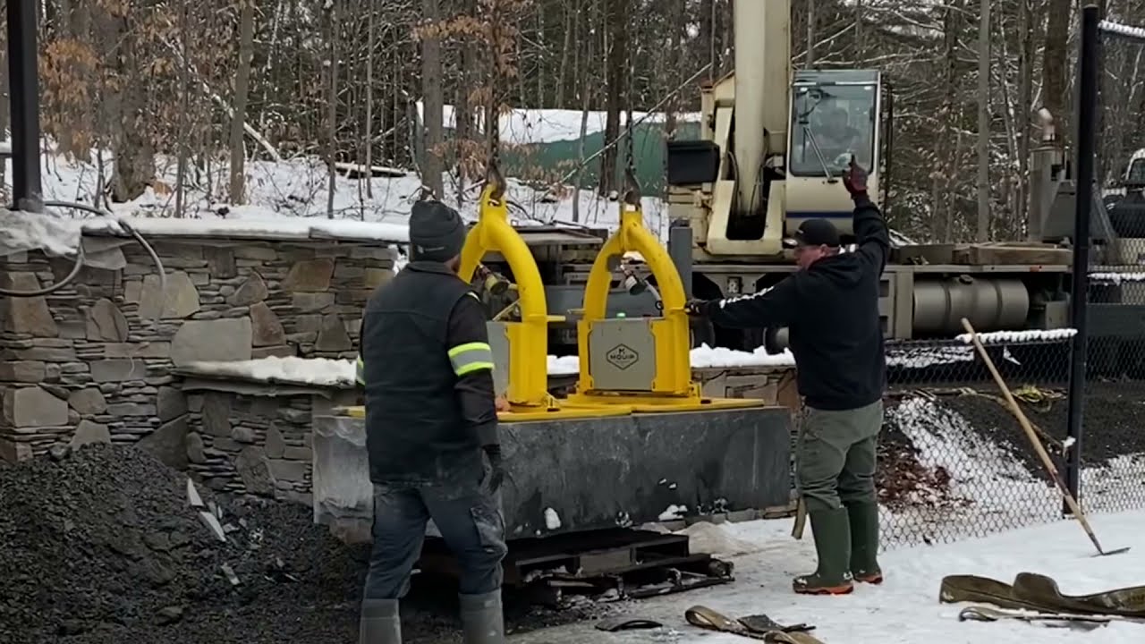 A double Moose lift!