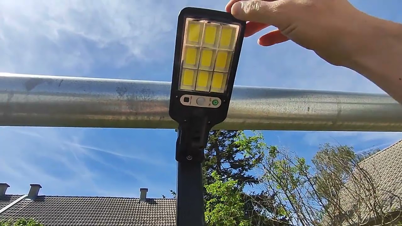 solar led light with remote