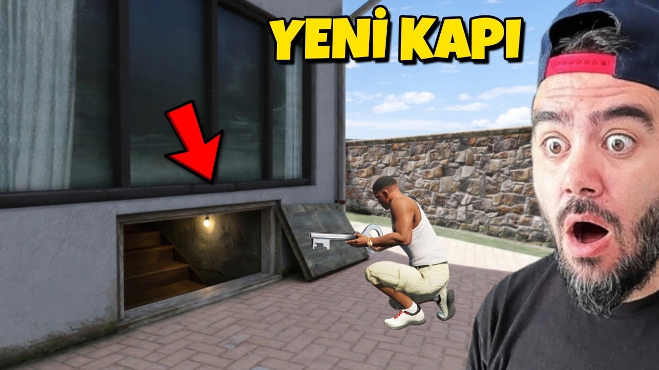 FRANKLIN PENCERENIN ALTINDA KAPI BULDU KANLI EV - GTA 5 MODS