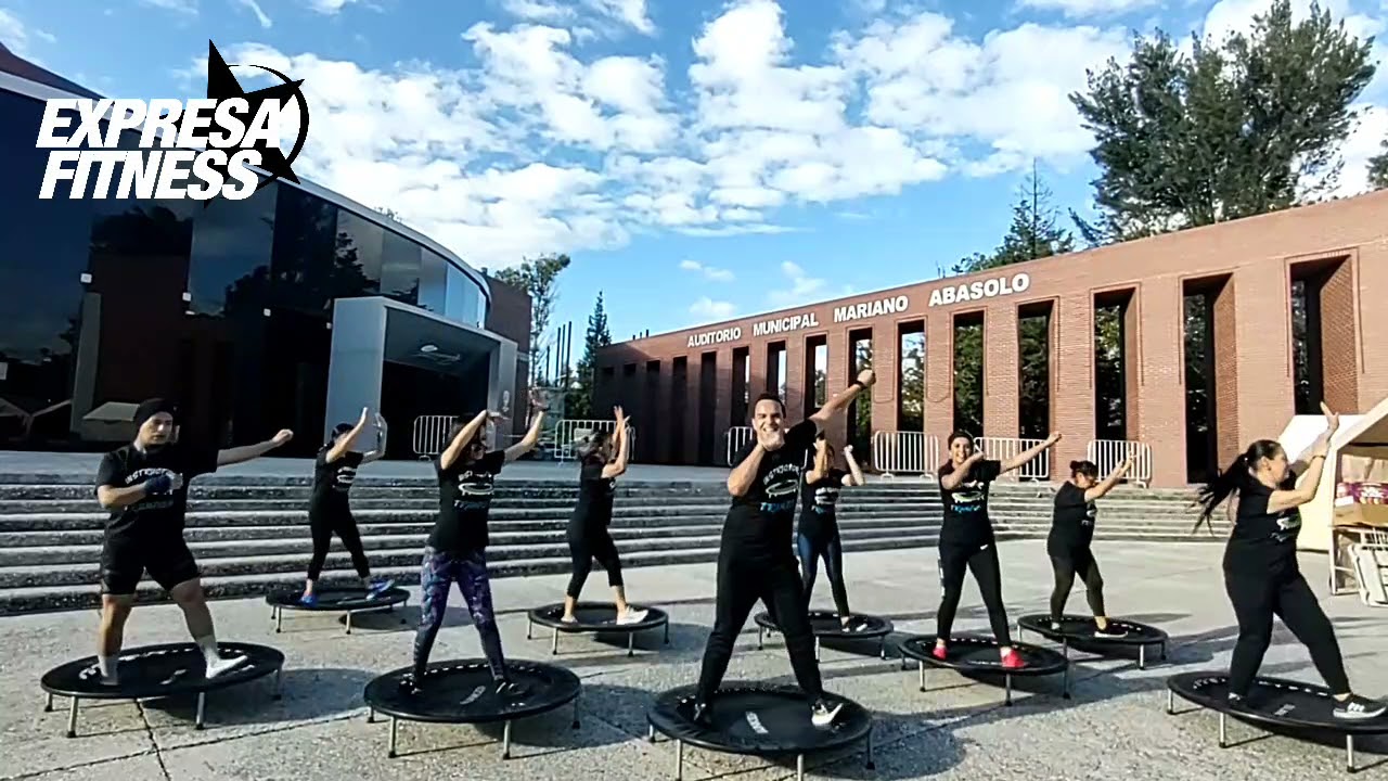 Veneno de serpiente, coreografia de Jump Mini Trampolín, por Alfonso Quirarte Instructor fit.