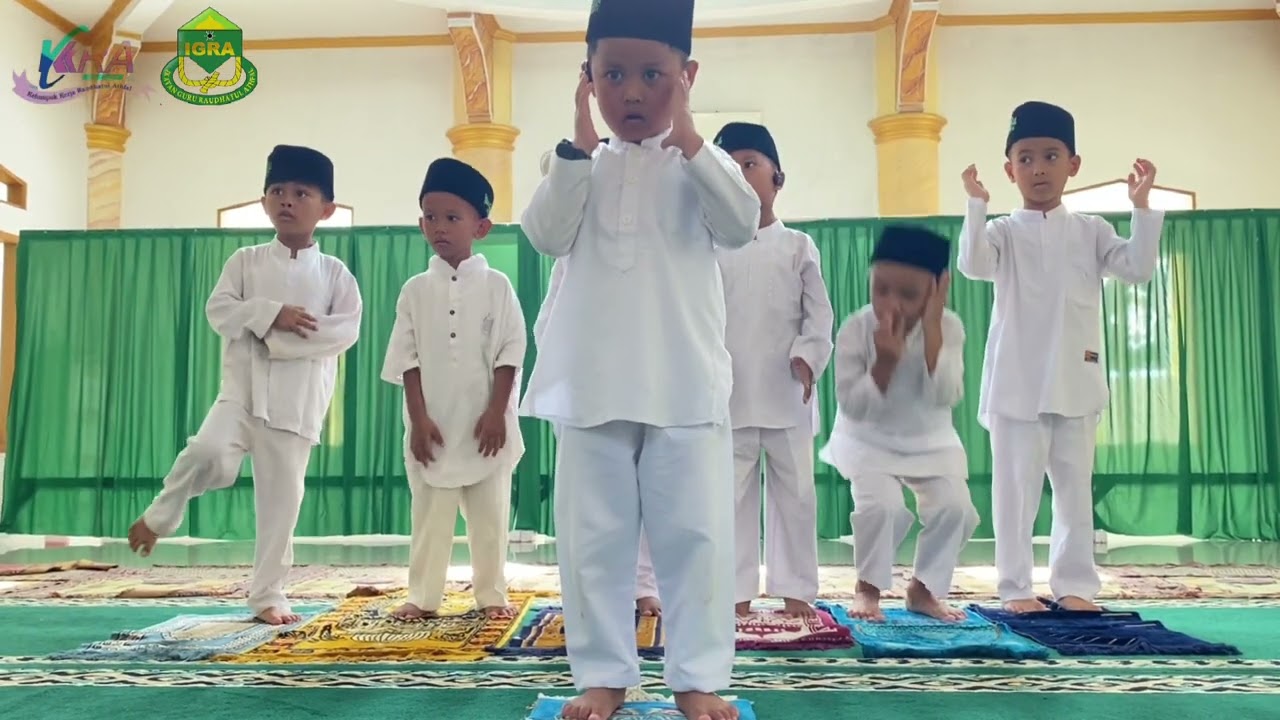 PRAKTEK SHOLAT BERJAMAAH/RA RIYADUSSALAM KAWASEN/Kec Banjarsari-Kab Ciamis