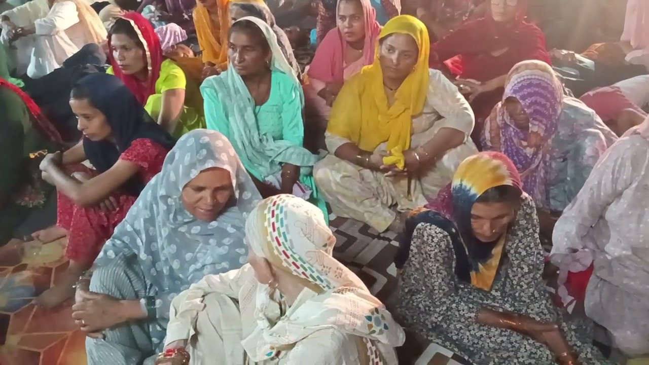 सतगुरु अजब निराला थारा देश देखूं तो मेरे नैन झड़ा